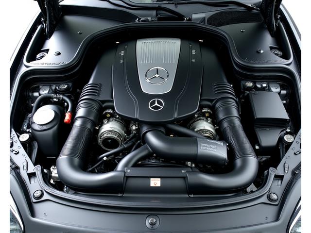 Pristine Mercedes-Benz engine bay detailing
